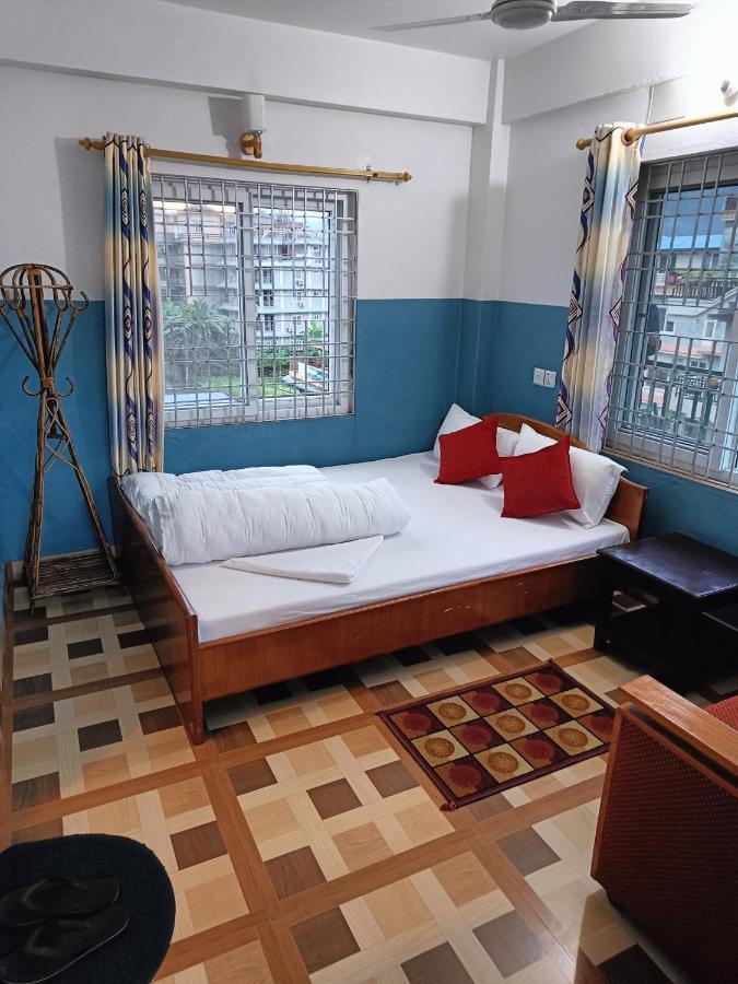 R&R Guest House Pokhara Zewnętrze zdjęcie