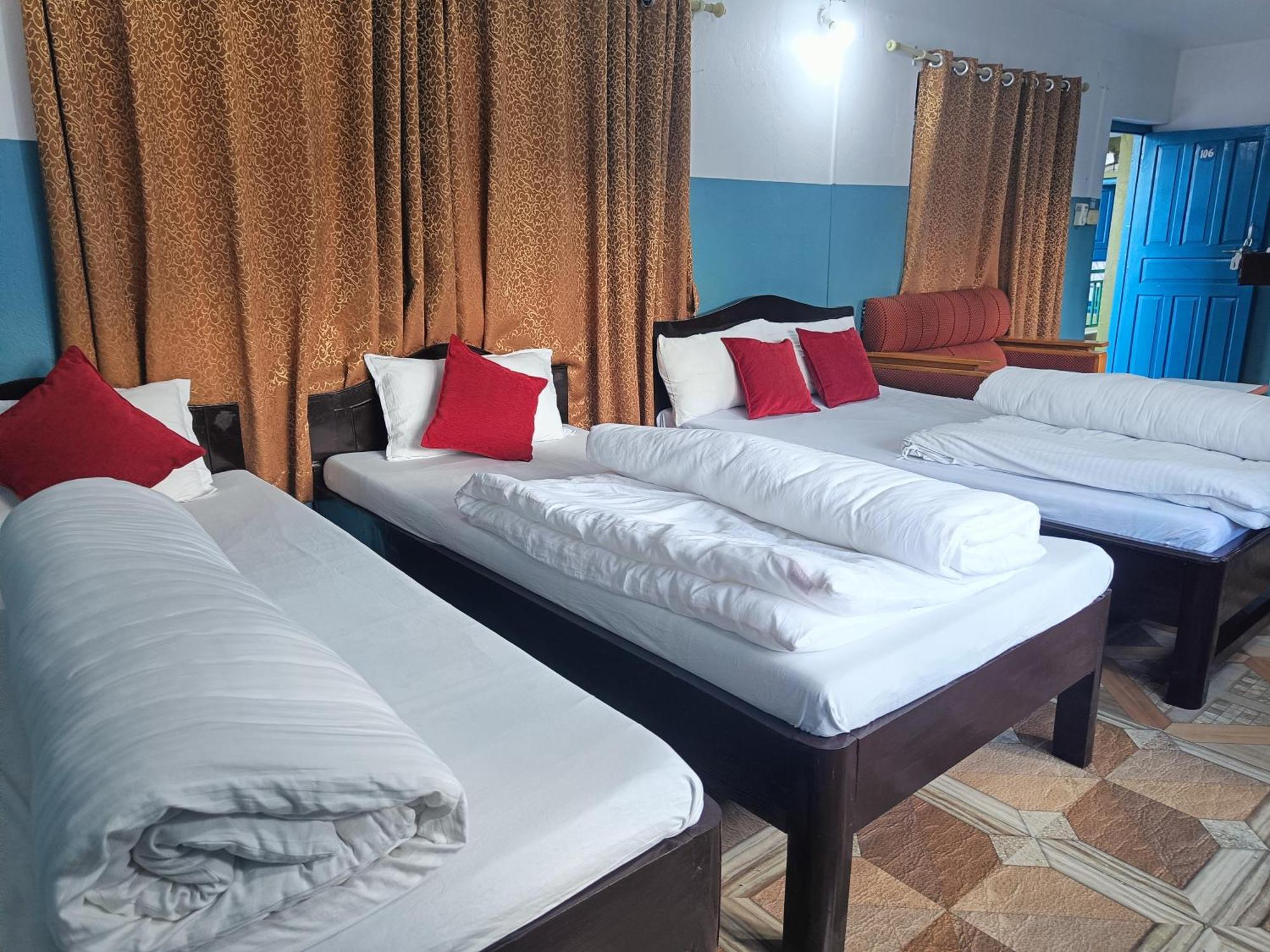 R&R Guest House Pokhara Pokój zdjęcie